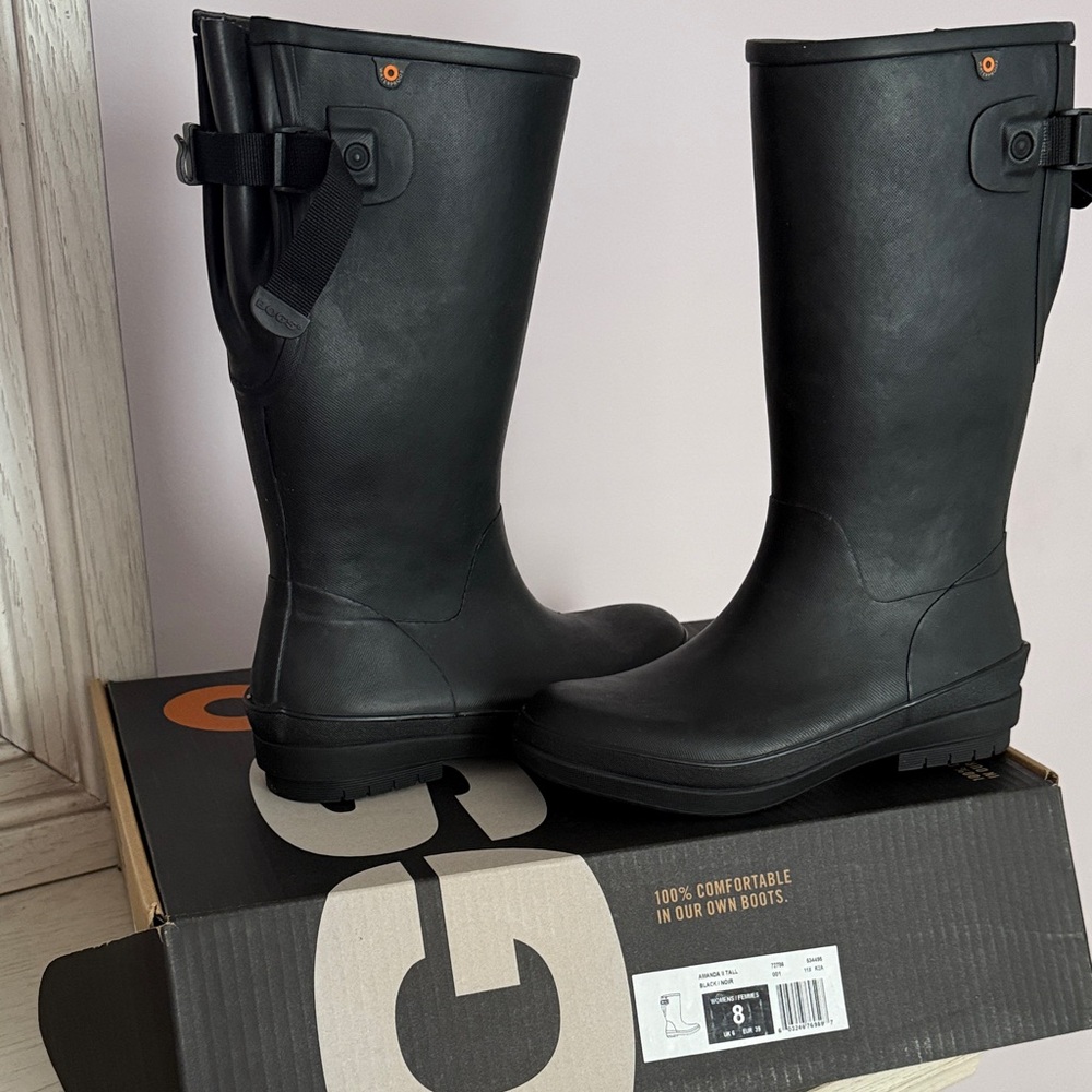 Bogs Black Adjustable Calf Boots - image 7